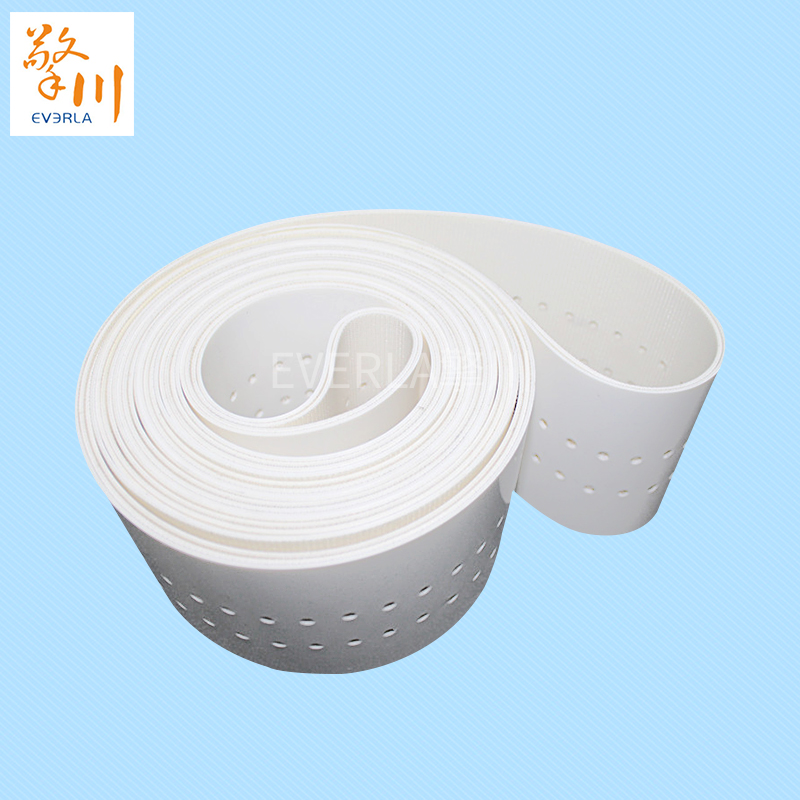 白色PVC<a href='http://zgcinnotown.com.cn/shusongdai/' target='_blank'><u>輸送帶</u></a>的圖片