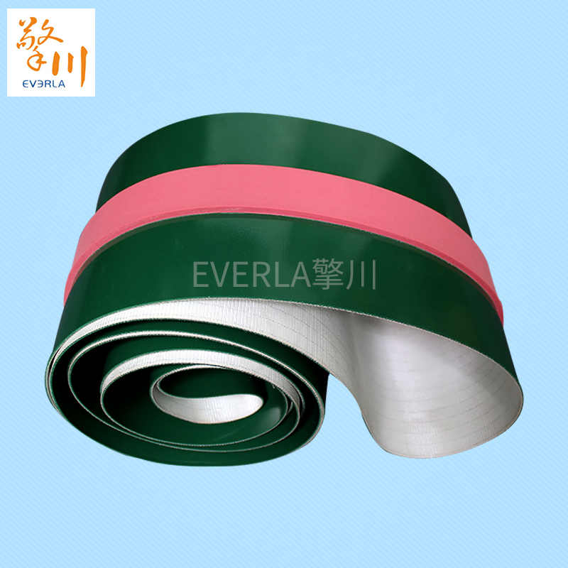 綠色pvc<a href='http://zgcinnotown.com.cn/shusongdai/' target='_blank'><u>輸送帶</u></a>表面加紅色橡膠條